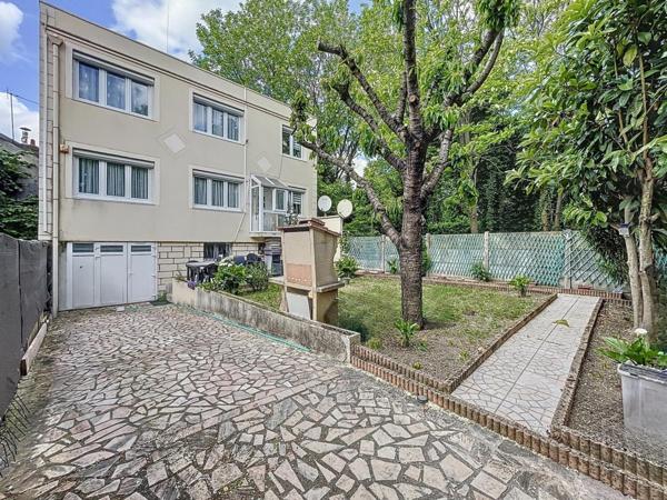 Maison familiale à deux pas du RER D