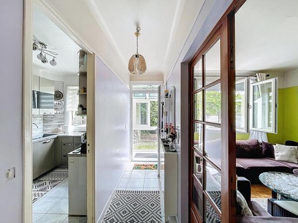 Maison familiale à deux pas du RER D