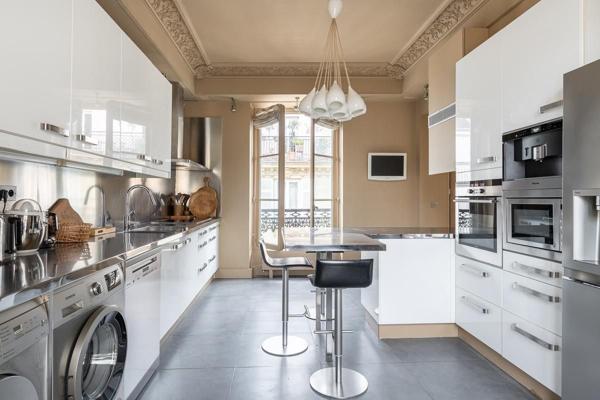 Vente Appartement de luxe Paris 7 5 Pièces 148 m²