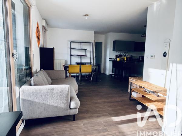 Location appartement 4 pièces 77 m² Colombes