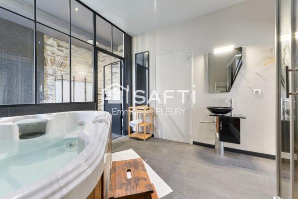 Appartement atypique avec jardin privatif – Love Room – Calme et proximité commerces