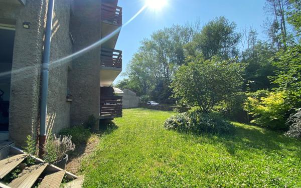 Appartement à vendre    1 pièce •  Saint-Hubert