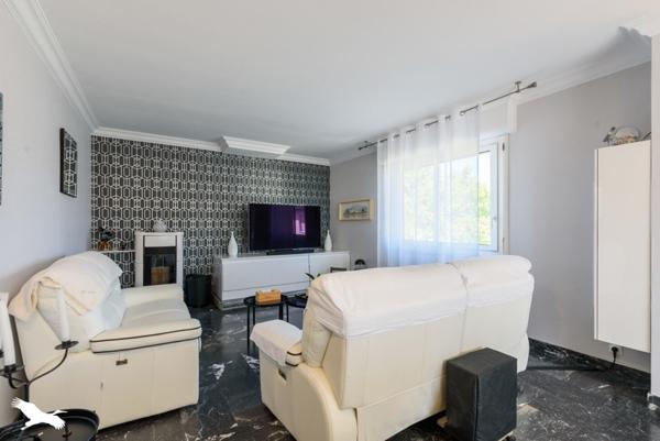 Maison 262 400 € Aire-sur-l'Adour 6 p 199 m² DPE C