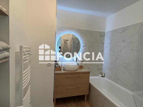 Location Appartement meublé 2 pièces 44.2 m² - 24 RUE DU MARECHAL JOFFRE Cenon 33150