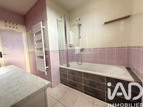 Maison à vendre 3 pièces 80 m² La Suze-sur-Sarthe