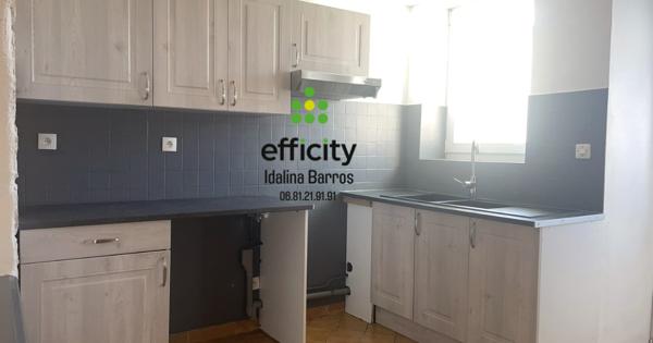 Maison
         3 pièces
        - 63 m² 119 000 € *