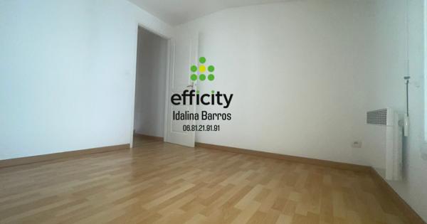 Maison
         3 pièces
        - 63 m² 119 000 € *