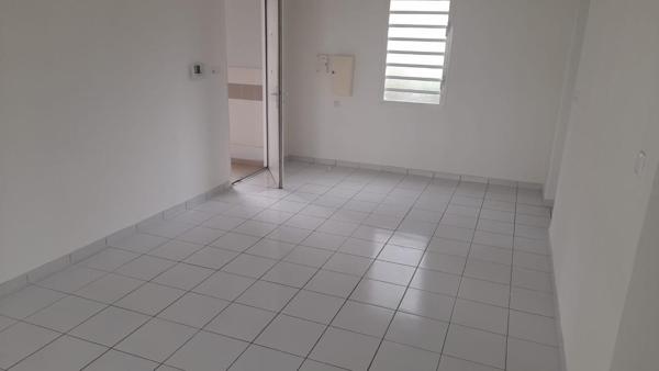 Appartement t4 Secteur Lamentin superficie 74 m2 + terrasse 10 m2