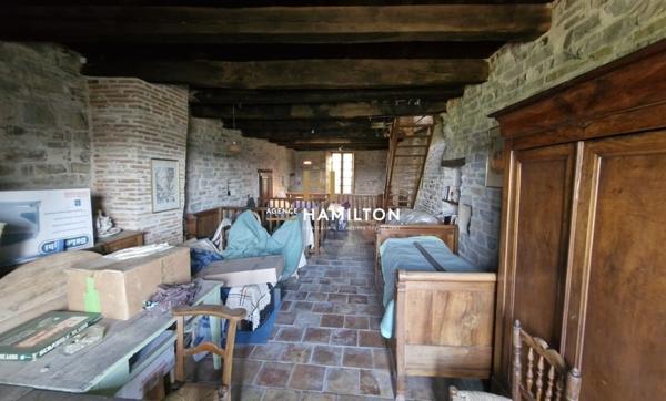 MAISON DU XIV SIECLE A RENOVER Cordes sur ciel