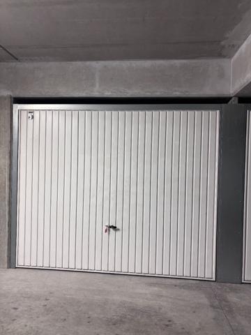 GARAGE À LOUER EN SOUS-SOL D'UNE RÉSIDENCE SÉCURISÉE À VÉNISSIEUX PARILLY ! , Venissieux