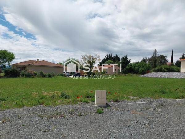 Terrain à construire sur les hauteurs d'Artonne - 739 m² dans petit lotissement