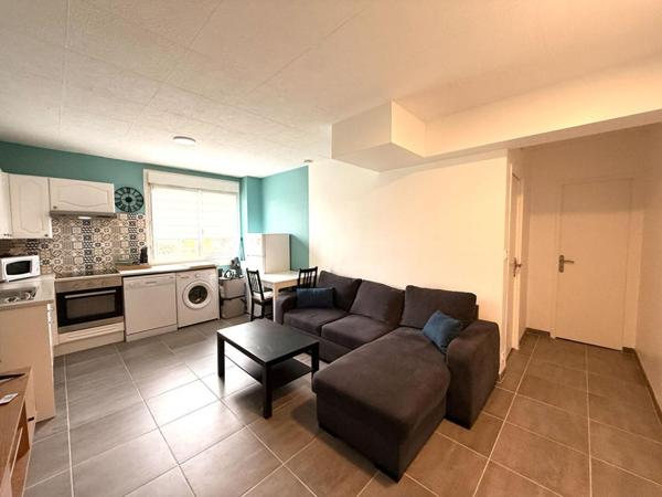 Appartement T2 de 37 m2, vendu meublé. Vannes Albert 1er Kercado