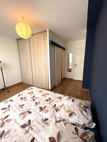 Appartement T2 de 37 m2, vendu meublé. Vannes Albert 1er Kercado