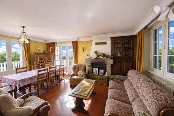 LA TRINITÉ-PLOUZANÉ - PROCHE CENTRE - PROPRIÉTÉ DE 164M² - TERRAIN 1398M²