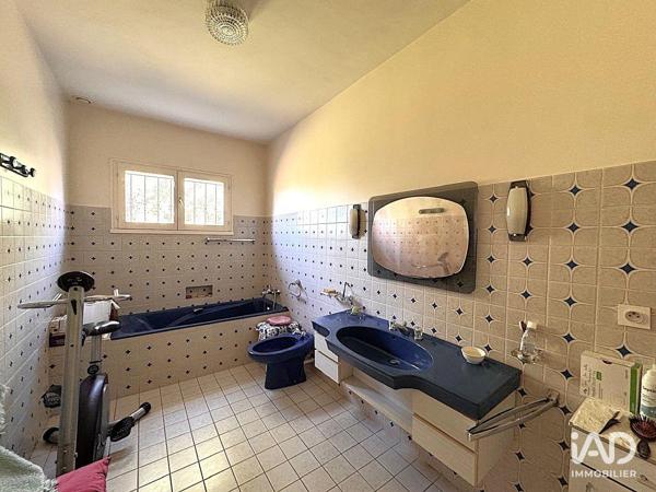 Maison à vendre 4 pièces 120 m² Léognan
