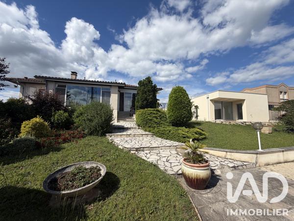 Maison à vendre 10 pièces 240 m² Champniers