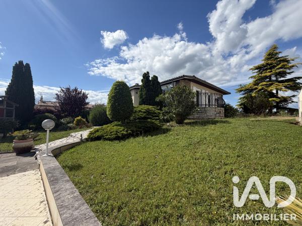 Maison à vendre 10 pièces 240 m² Champniers