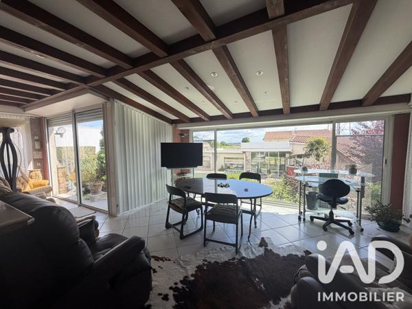 Maison à vendre 10 pièces 240 m² Champniers