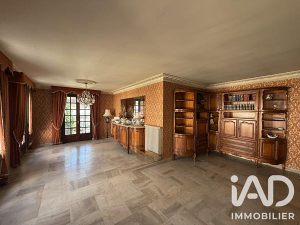 Maison à vendre 10 pièces 240 m² Champniers