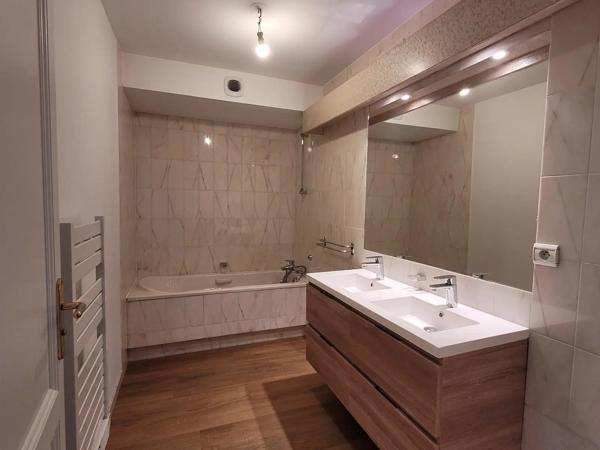 Appartement à louer 3 pièces 79.67m² Strasbourg (67000)