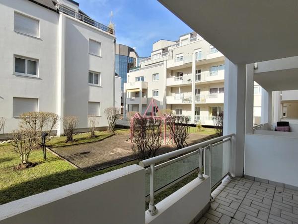 Appartement à louer 3 pièces 79.67m² Strasbourg (67000)