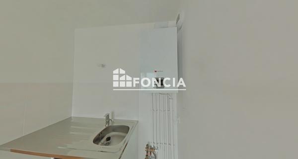 Location Studio meublé 30.68 m² - Saint-ouen-sur-seine 93400