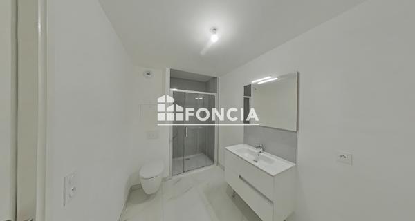 Location Studio meublé 30.68 m² - Saint-ouen-sur-seine 93400