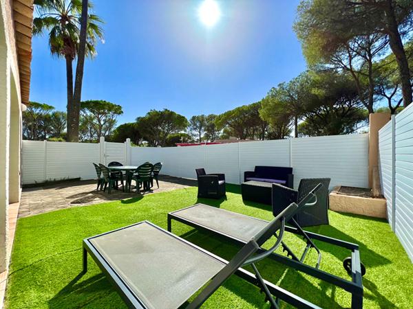 Rez de jardin 3 pièces de 60m² dans une résidence avec piscine et complexe sportif