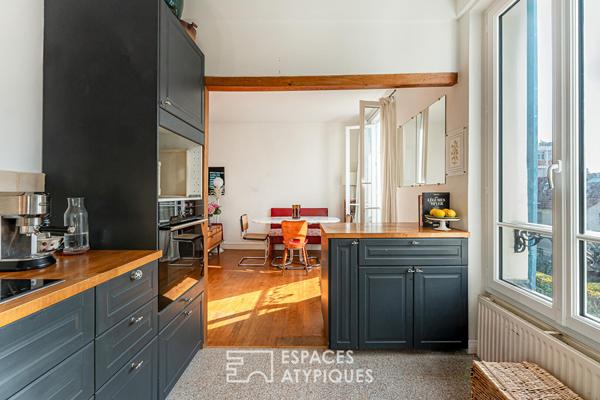 Esprit maison pour ce duplex en dernier étage d’une maison de 1870