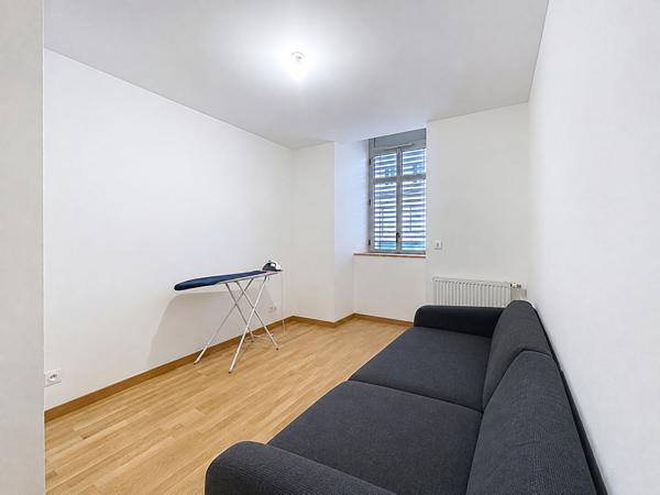 Appartement T4 de 93 m² avec ascenseur dans le centre ville d'Yssingeaux
