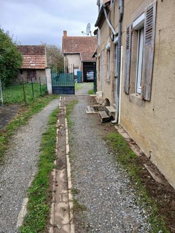 Maison à vendre 6 pièces SAINT LEOPARDIN D'AUGY (03)