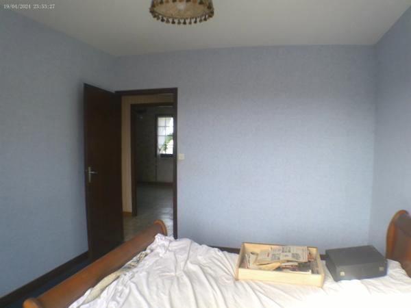 CHATEAUBERNARD A Vendre Maison en Pierre