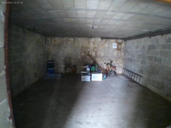 CHATEAUBERNARD A Vendre Maison en Pierre