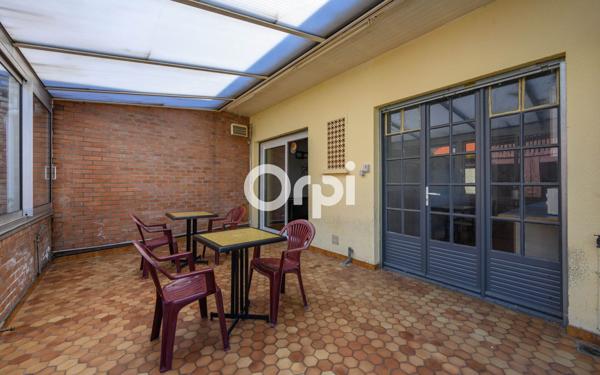 Immeuble à vendre    4 pièces • 190,41 m2 Douai