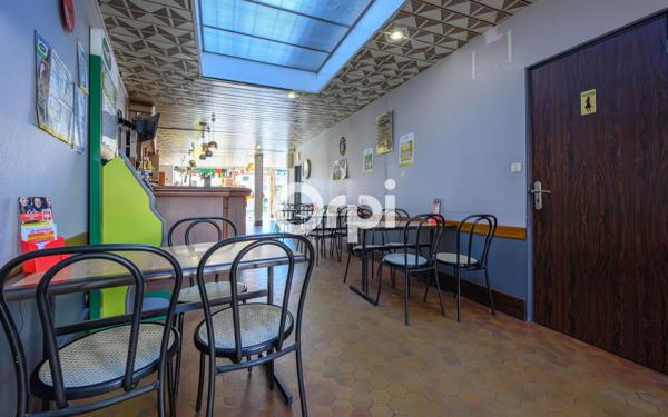 Immeuble à vendre    4 pièces • 190,41 m2 Douai