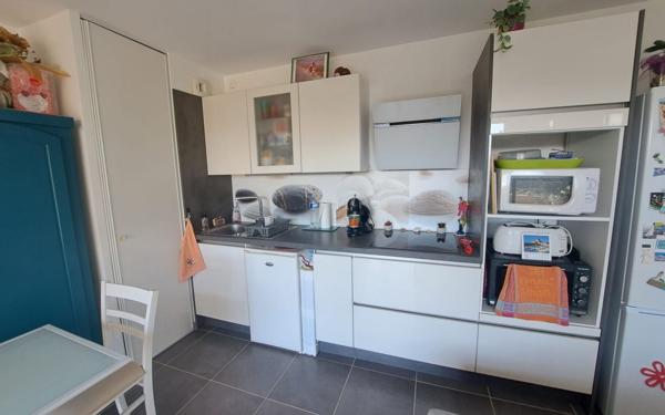 Appartement à vendre    2 pièces • 38 m2 Six-Fours-les-Plages
