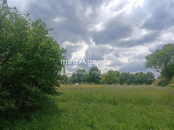 Terrain à TELOCHE, 72220 - 361m²