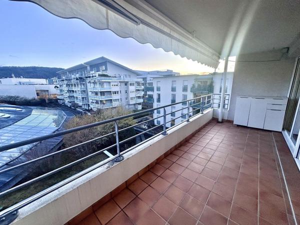 Annecy centre - F3 VIDE - 68m²