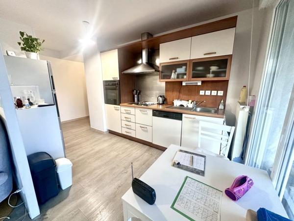 Annecy centre - F3 VIDE - 68m²