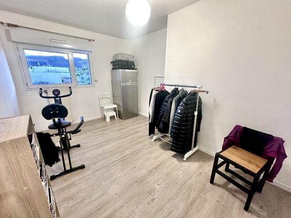 Annecy centre - F3 VIDE - 68m²