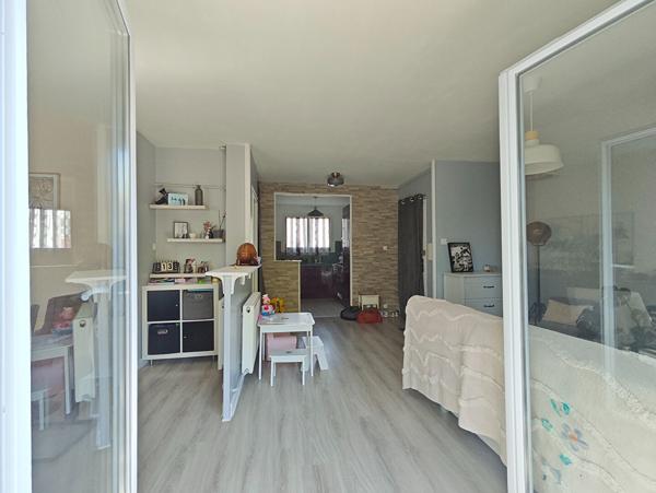 Appartement Tonnay Charente 3 pièce(s) 71.65 m2