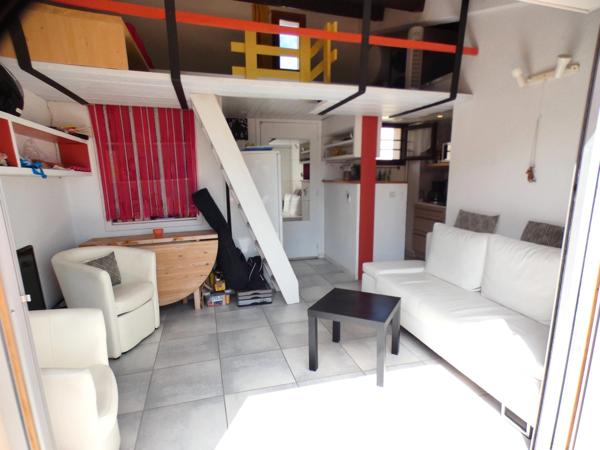 Pinède. Appartement 2 pièces mezzanine