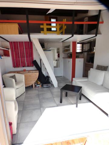 Pinède. Appartement 2 pièces mezzanine