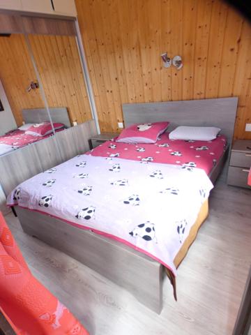 Pinède. Appartement 2 pièces mezzanine