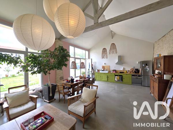 Maison à vendre 4 pièces 120 m² Saint-Pierre-d'Oléron