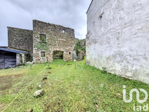 Maison de village 6 pièces de 200 m² à Chantonnay (85110)