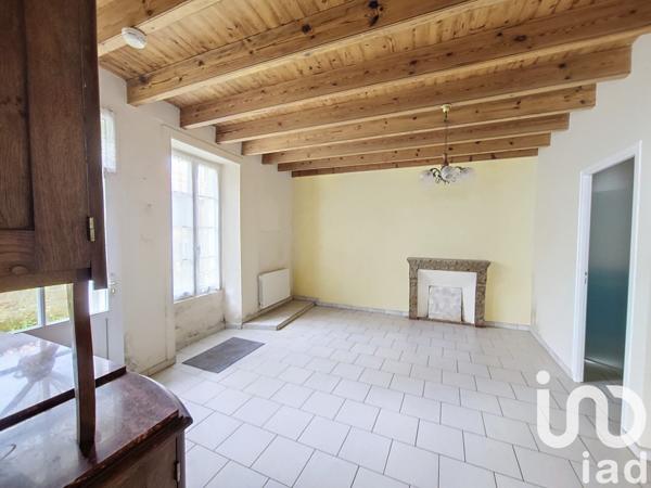 Maison de village 6 pièces de 200 m² à Chantonnay (85110)