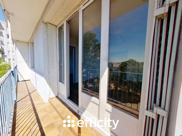Appartement
         4 pièces
        - 72 m² Exclusivité 174 000 € *