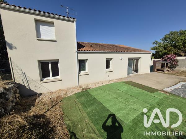 Maison à vendre 6 pièces 106 m² La Crèche