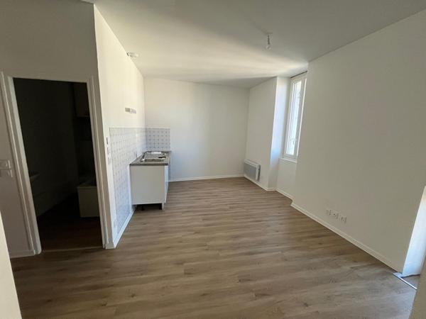 DAX , Appartement, 2 pièces, 39 m² 490 € CC / mois - Réf : D562-106403
